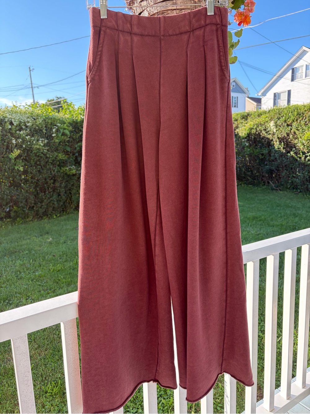 aerie sweatshirt and trouser set - Picture 4 of 8